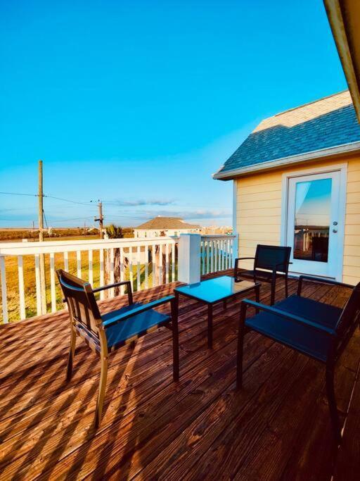 Bolivar Peninsula Sunny Delight - Sleeps 10 - Generous Space! מראה חיצוני תמונה