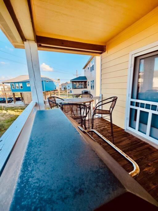 Bolivar Peninsula Sunny Delight - Sleeps 10 - Generous Space! מראה חיצוני תמונה