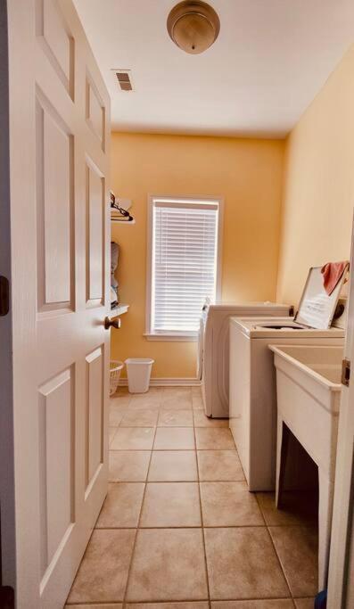 Bolivar Peninsula Sunny Delight - Sleeps 10 - Generous Space! מראה חיצוני תמונה