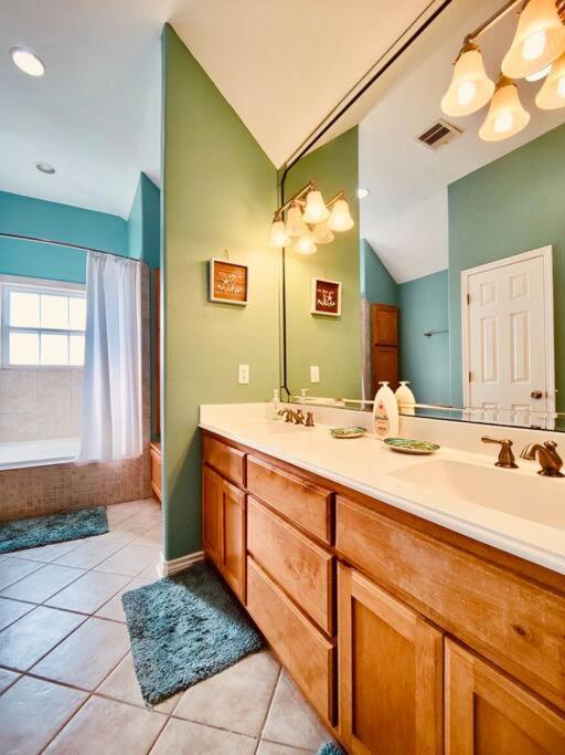 Bolivar Peninsula Sunny Delight - Sleeps 10 - Generous Space! מראה חיצוני תמונה
