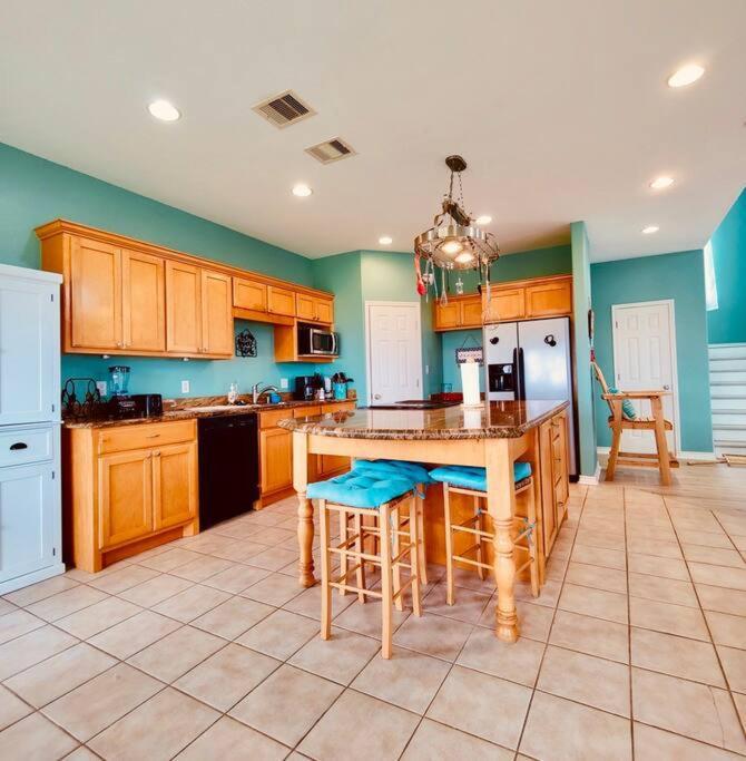 Bolivar Peninsula Sunny Delight - Sleeps 10 - Generous Space! מראה חיצוני תמונה